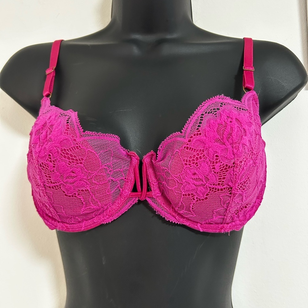 Victoria's Secret Fuchsia Lace Bra
